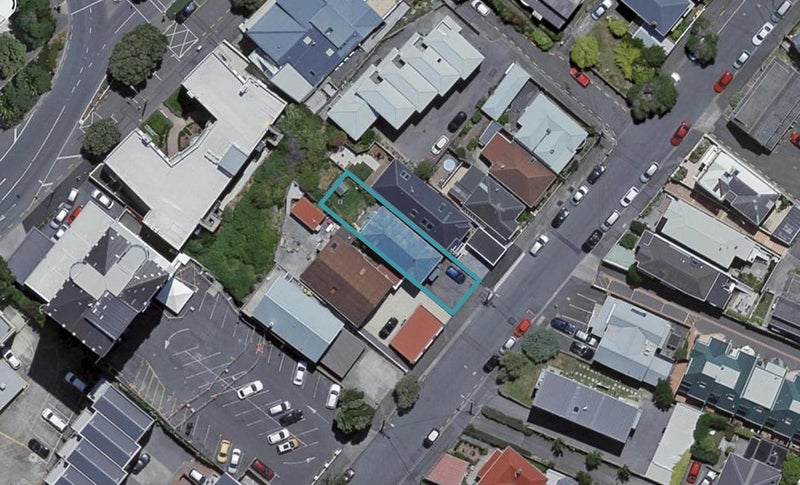39 Roxburgh Street, Mount Victoria, Wellington - Carousel 1