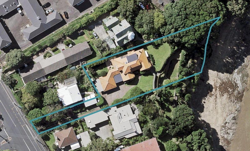 122 Vauxhall Road, Narrow Neck, Auckland - Carousel 1