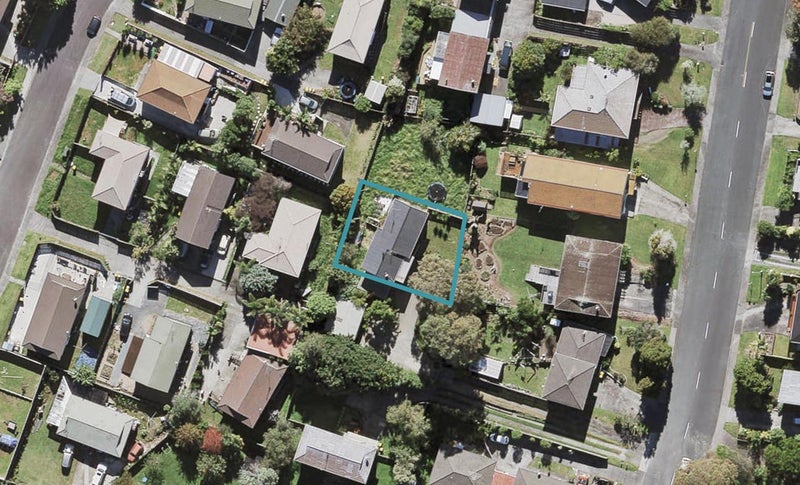 15B Reynella Drive, Massey, Auckland - Carousel 1