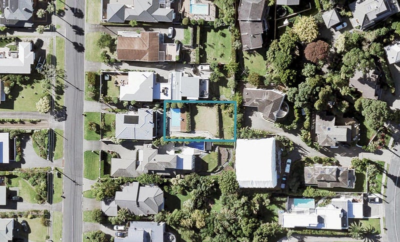 65 Gulf View Road, Murrays Bay, Auckland - Carousel 1