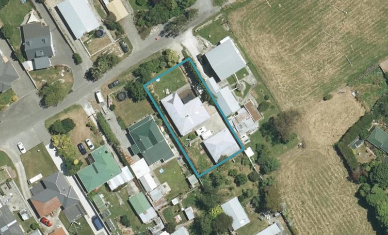9 Humffrey Street, Grovetown, Blenheim - Carousel 1