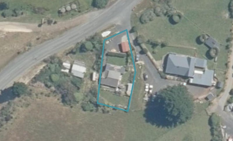 15 Akatore Road, Brighton - Carousel 1