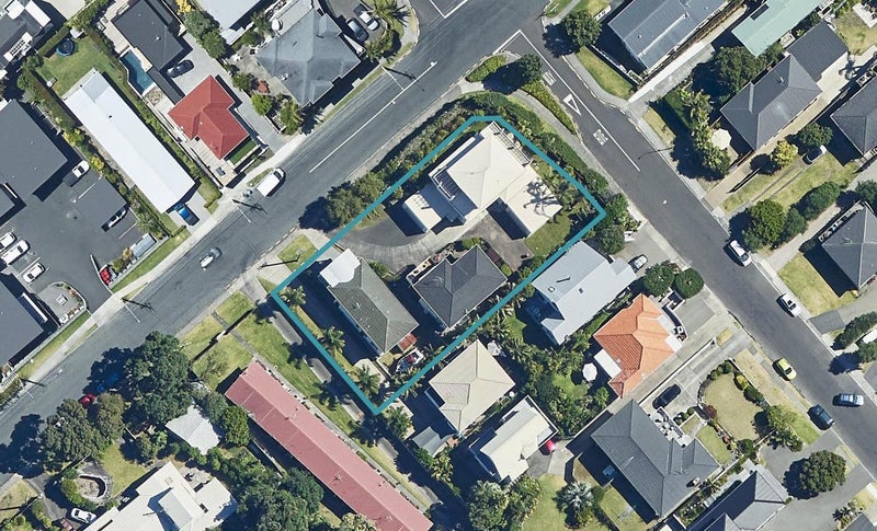 26C Grove Avenue, Mount Maunganui, Mount Maunganui - Carousel 1