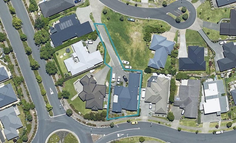 18 Caldera Close, Pyes Pa, Tauranga - Carousel 1