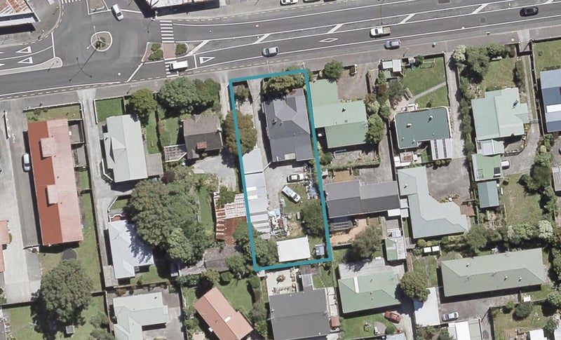 686 Fergusson Drive, Elderslea, Upper Hutt - Carousel 1