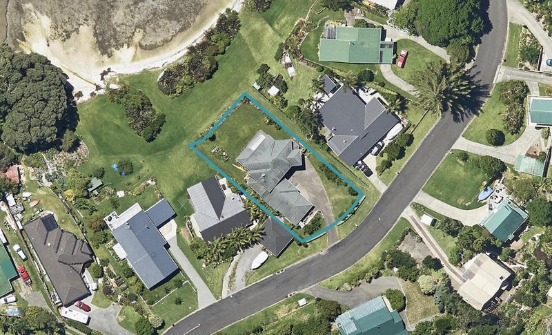 23 Moana Drive, Tanners Point, Katikati - Carousel 1