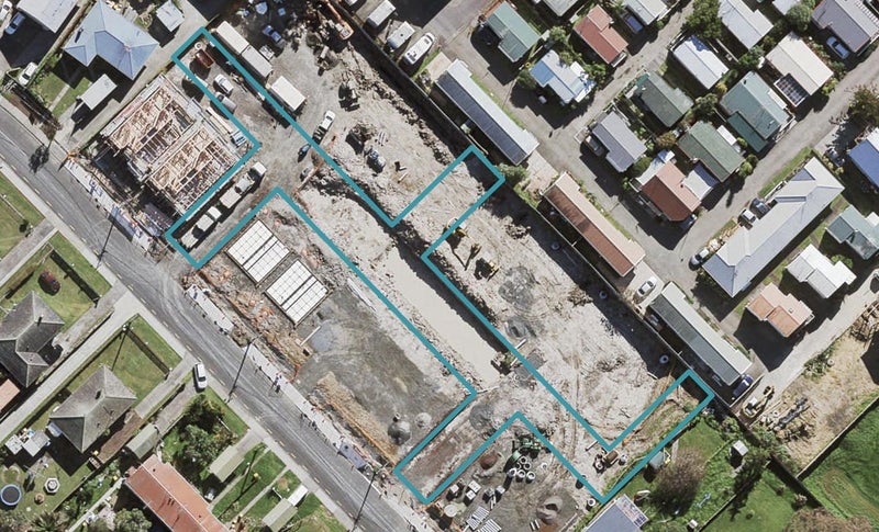 14 Paetahi Lane, Northcote, Auckland - Carousel 1