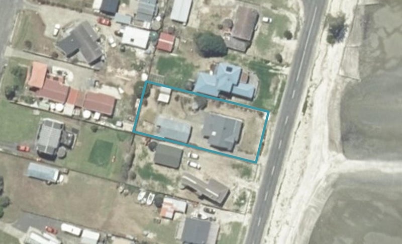 895 East Coast Road, KAIAUA, MIRANDA - Carousel 1