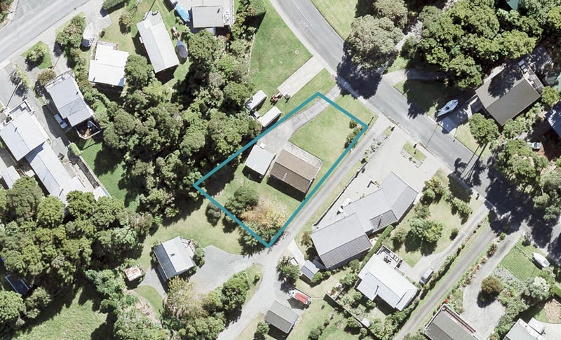 4 Willjames Avenue, Algies Bay, Warkworth - Carousel 1