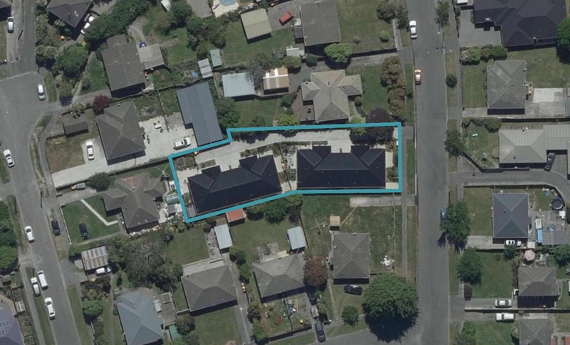 2/11 Bateman Avenue, Bryndwr, Christchurch - Carousel 1