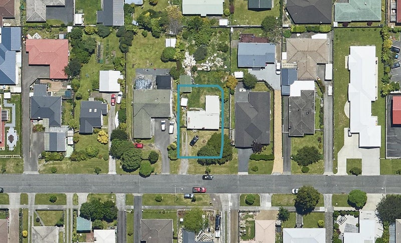 11 Holland Street, Glenholme, Rotorua - Carousel 1