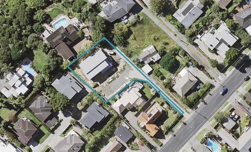 6 Aberdeen Road, Campbells Bay, Auckland - Carousel 1