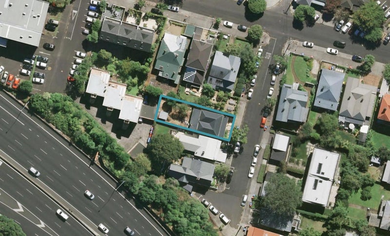 30 Seafield View Road, Grafton, Auckland - Carousel 1