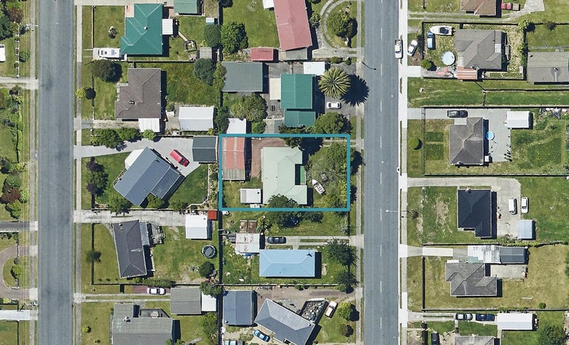24 McIntyre Avenue, Fenton Park, Rotorua - Carousel 1