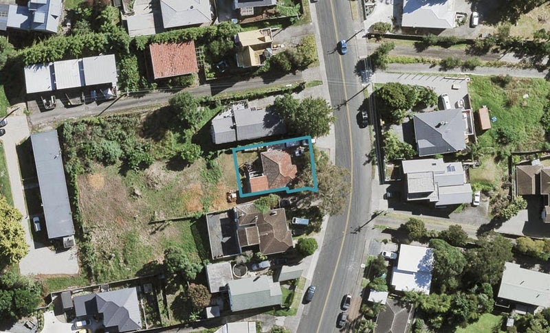 57 Pleasant Road, Glen Eden, Auckland - Carousel 1