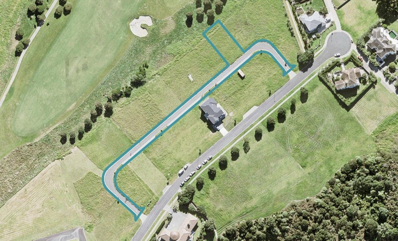 327 Pinecrest Drive, Gulf Harbour, Whangaparāoa - Carousel 1