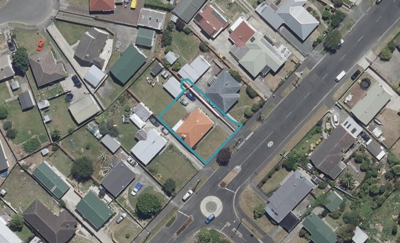 1/12 Pine Avenue, Bader, Hamilton - Carousel 1