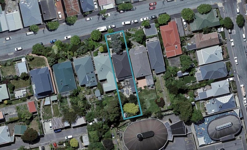 18 Lawrence Street, Newtown, Wellington - Carousel 1