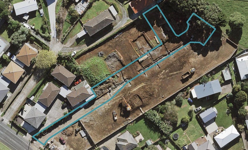 14 Tahetoka Lane, Mangere Bridge, Auckland - Carousel 1