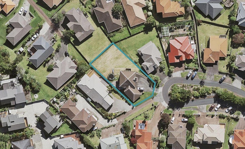 19 McFetridge Place, Hillcrest, Auckland - Carousel 1