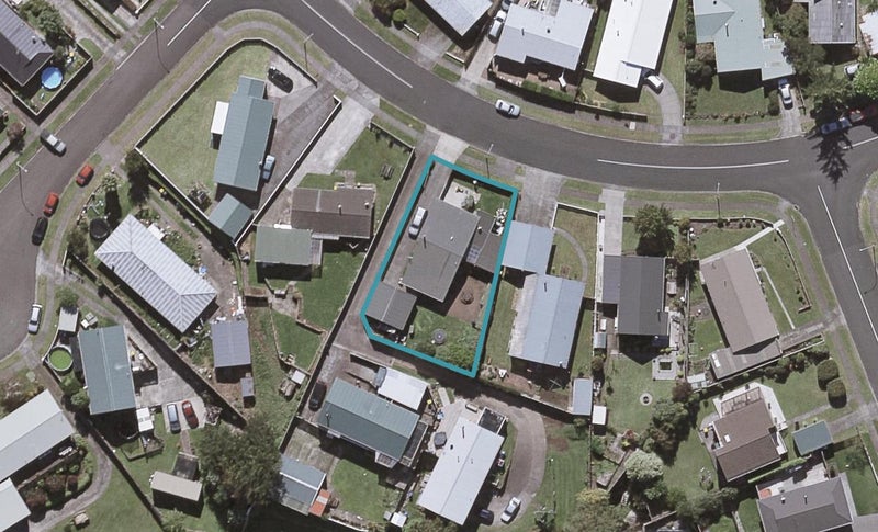 49 Gardenia Avenue, Bell Block, New Plymouth - Carousel 1
