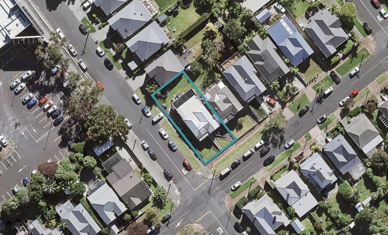 147 Crummer Road, Grey Lynn, Auckland - Carousel 1