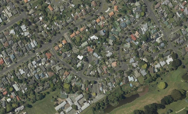 6 Croxley Place, Terrace End, Palmerston North - Carousel 1