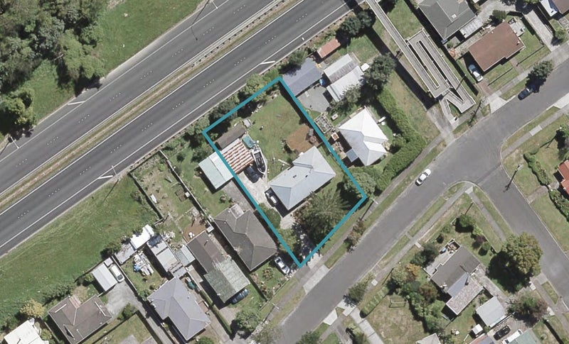 27 Owen Street, Belmont, Lower Hutt - Carousel 1