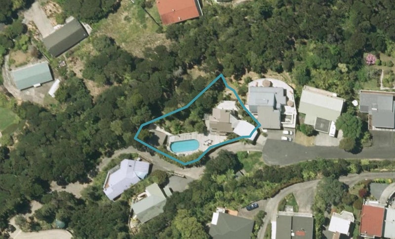 77 School Road, Paihia, Paihia - Carousel 1