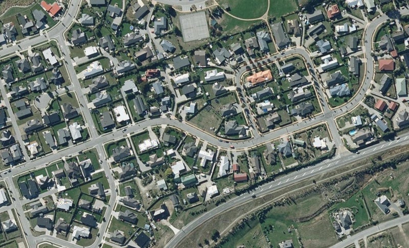32 Frye Crescent, Albert Town, Wānaka - Carousel 1