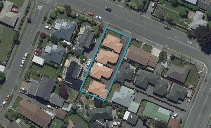 2/3 Staveley Street, Avonhead, Christchurch - Carousel 1