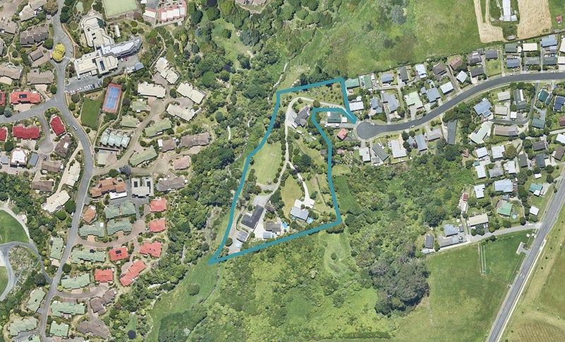 2/34B TE ARAWA PLACE, Welcome Bay, Tauranga - Carousel 1