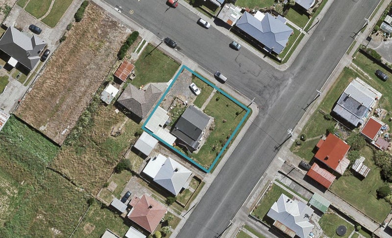 4 Barrow Street, Bluff - Carousel 1