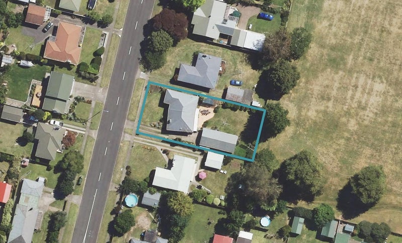1058 Aberdeen Road, Te Hapara, Gisborne - Carousel 1