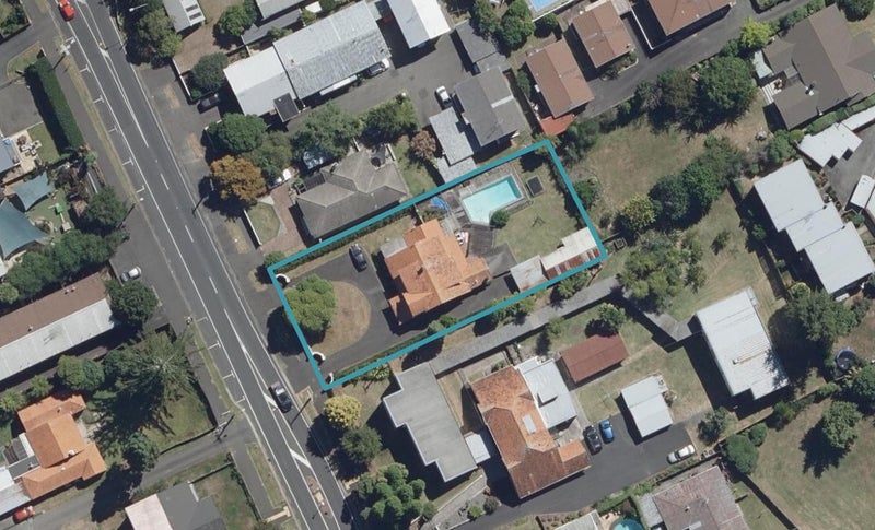 300 River Road, Claudelands, Hamilton - Carousel 1