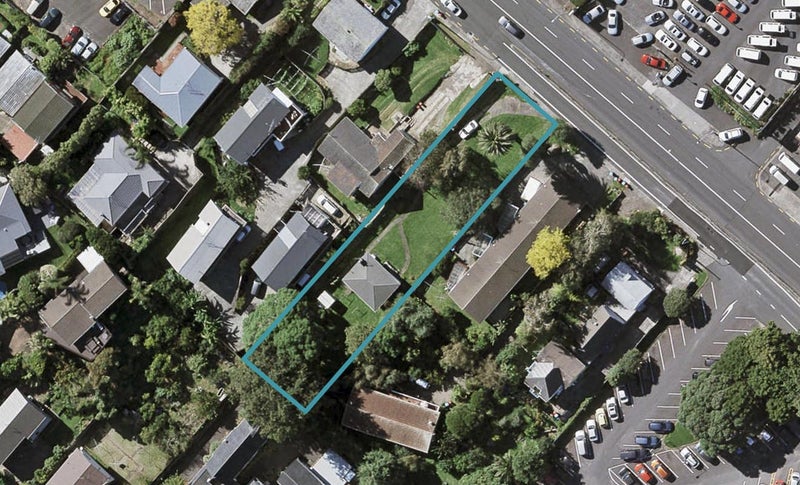 23 Lagoon Drive, Panmure, Auckland - Carousel 1