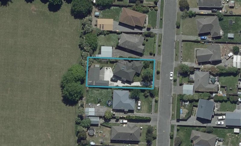 9 Ealing Street, Northcote, Christchurch - Carousel 1