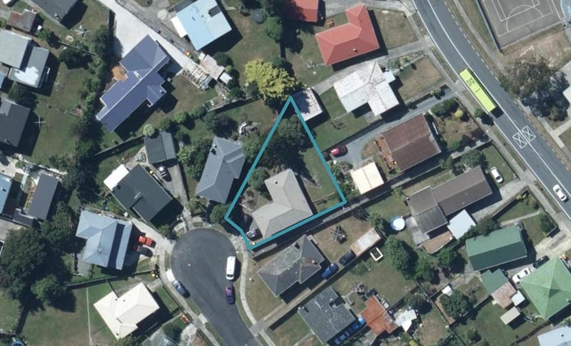 20 Stipulate Place, Ascot Park, Porirua - Carousel 1