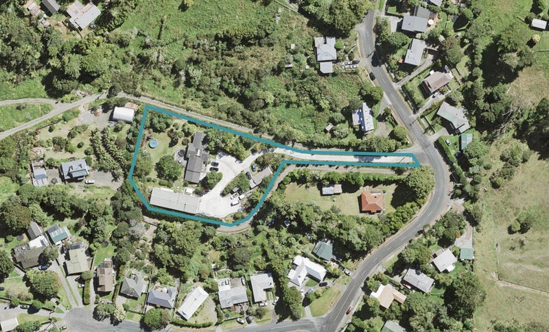 21 Northfield Road, Waitakere, Auckland - Carousel 1
