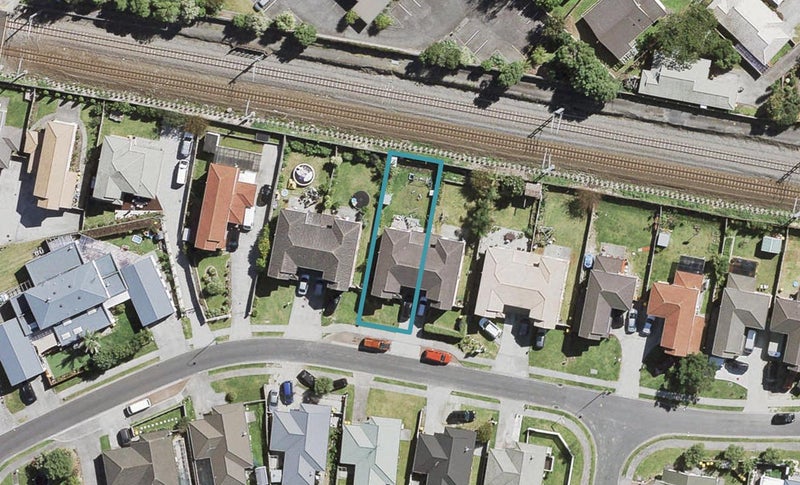 12B Charlenne Close, Ranui, Auckland - Carousel 1