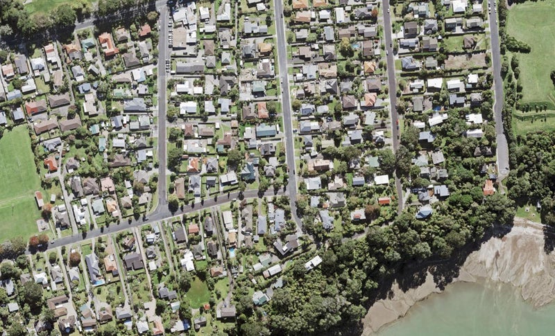 15C Cleve Road, Green Bay, Auckland - Carousel 1