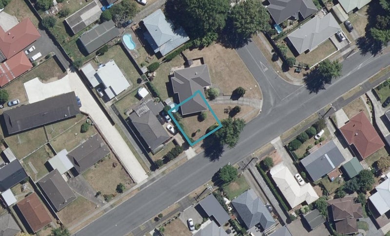 7B Hilton Road, St Andrews, Hamilton - Carousel 1