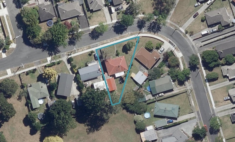 46 Marshall Street, Fairfield, Hamilton - Carousel 1