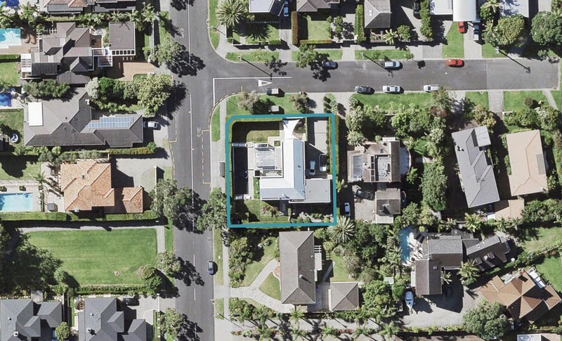 1 Clouston Street, Glendowie, Auckland - Carousel 1