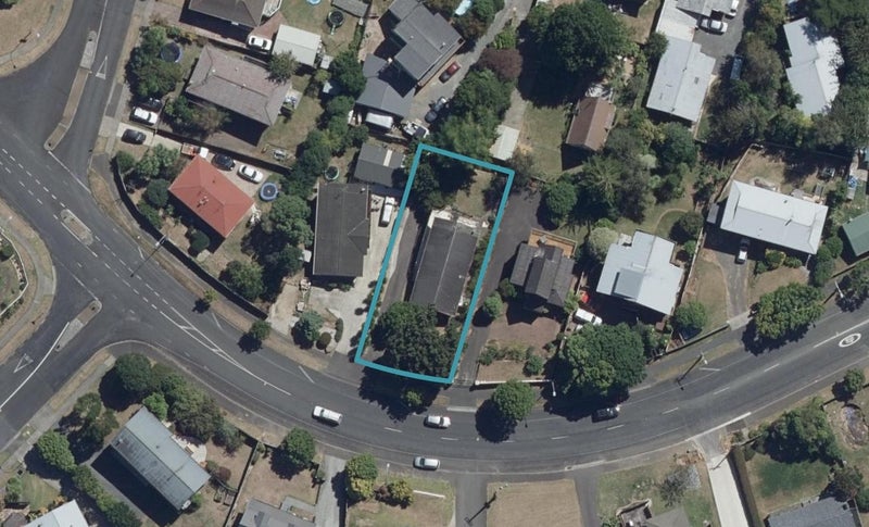 97 Dinsdale Road, Dinsdale, Hamilton - Carousel 1