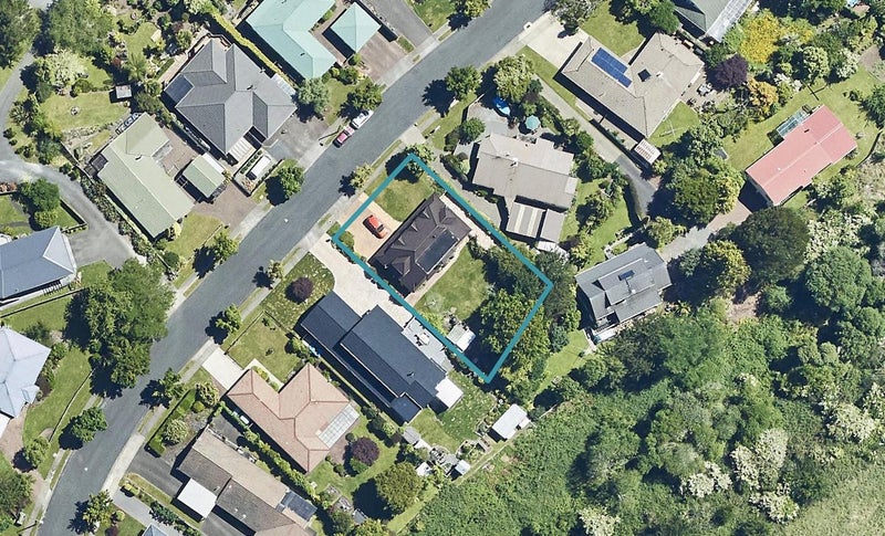 33 Icarus Place, Sunnybrook, Rotorua - Carousel 1
