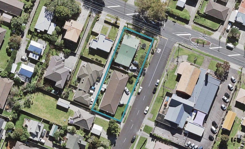 30 Rimu Street, New Lynn, Auckland - Carousel 1