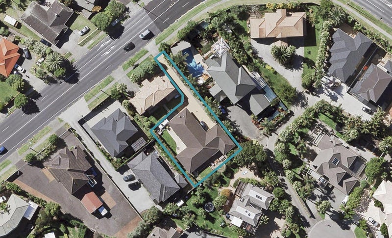 833 Chapel Road, Shamrock Park, Auckland - Carousel 1