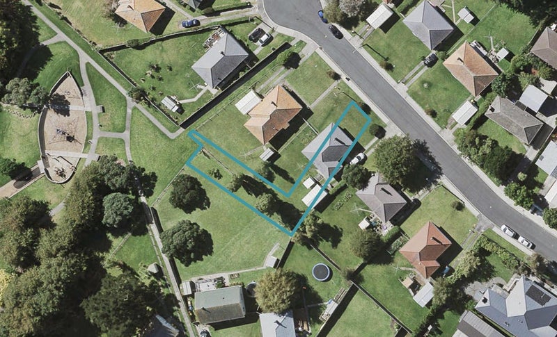10 Te One Place, Belmont, Auckland - Carousel 1
