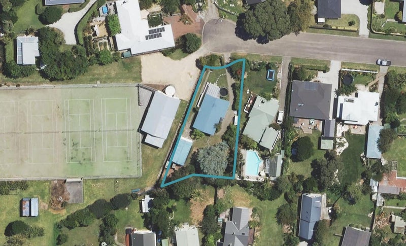 8 Cleary Road, Wainui, Gisborne - Carousel 1